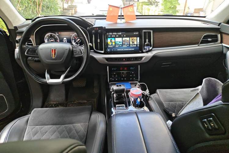 Used Hongqi HS7 2021 3.0T Automatic All-Wheel Drive Smart Connect Flagship Edition Center Console