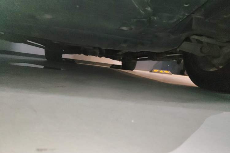 Used Hongqi HS7 2021 2.0T DCT Two-Wheel Drive Smart Connect Flagship Edition Chassis Front