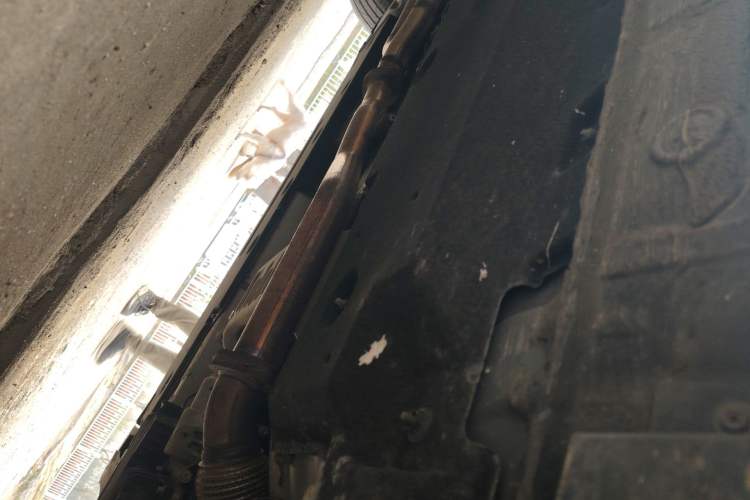 Used Hongqi HS7 2021 2.0T DCT Two-Wheel Drive Smart Connect Flagship Edition Chassis Front Right