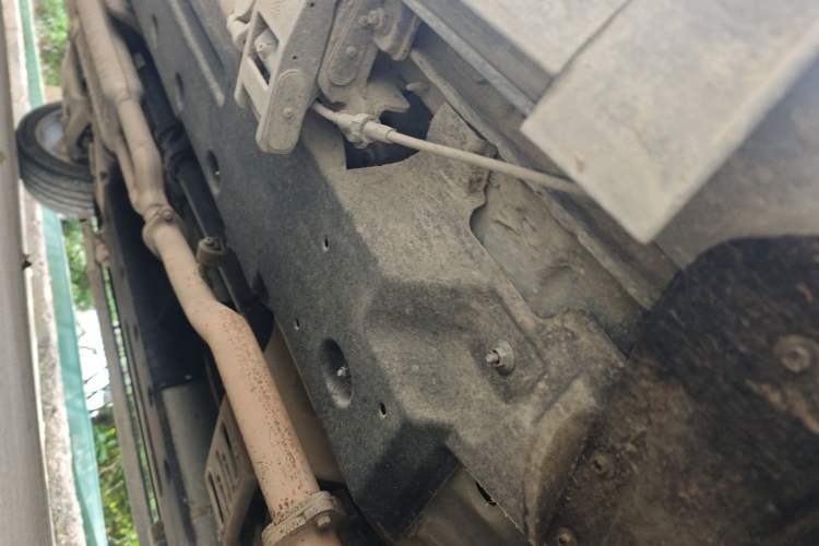 Used Hongqi HS7 2021 2.0T DCT Two-Wheel Drive Smart Connect Flagship Edition Chassis Front Right