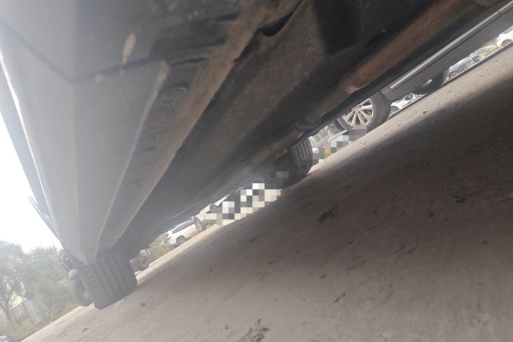 Used Hongqi HS7 2021 2.0T DCT Two-Wheel Drive Smart Connect Flagship Edition Chassis Front Right