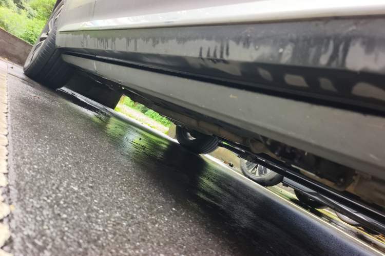 Used Hongqi HS7 2021 2.0T DCT Two-Wheel Drive Smart Connect Flagship Edition Chassis Front Right