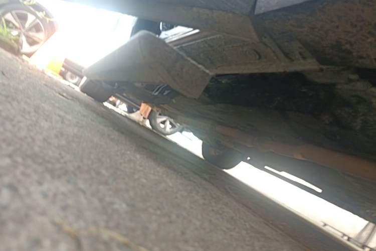 Used Hongqi HS7 2021 2.0T DCT Two-Wheel Drive Smart Connect Flagship Edition Chassis Front Right