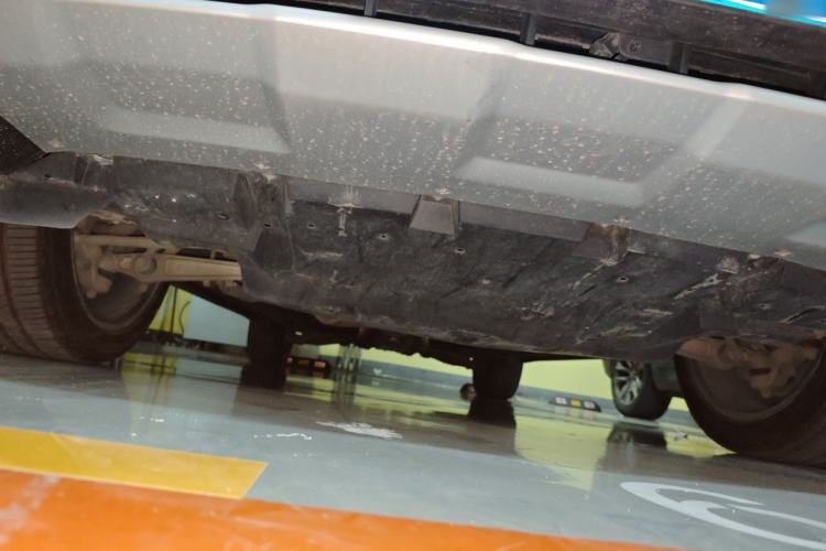 Used Hongqi HS7 2021 2.0T DCT Two-Wheel Drive Smart Connect Flagship Edition Chassis Front