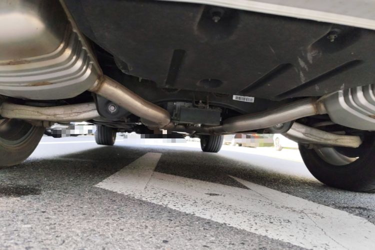 Used Hongqi HS7 2021 2.0T DCT Two-Wheel Drive Smart Connect Flagship Edition Chassis Rear