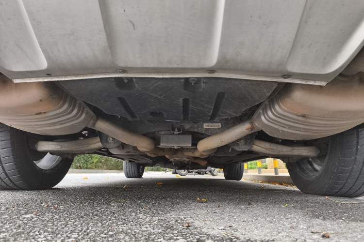 Used Hongqi HS7 2021 2.0T DCT Two-Wheel Drive Smart Connect Flagship Edition Chassis Rear