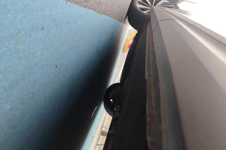 Used Hongqi HS7 2021 2.0T DCT Two-Wheel Drive Smart Connect Flagship Edition Chassis Rear Left