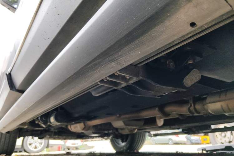 Used Hongqi HS7 2021 3.0T Automatic All-Wheel Drive Smart Connect Flagship Edition Chassis Rear Left