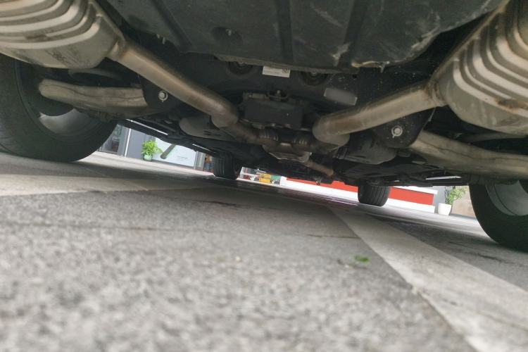 Used Hongqi HS7 2021 2.0T DCT Two-Wheel Drive Smart Connect Flagship Edition Chassis Rear
