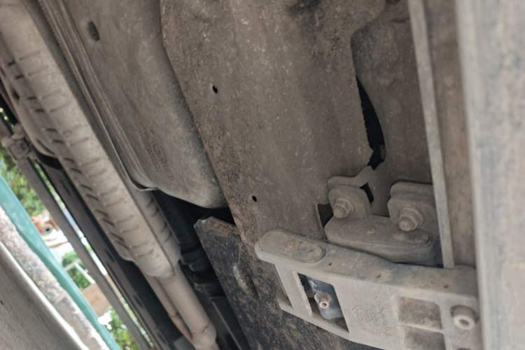 Used Hongqi HS7 2021 2.0T DCT Two-Wheel Drive Smart Connect Flagship Edition Chassis Rear Right