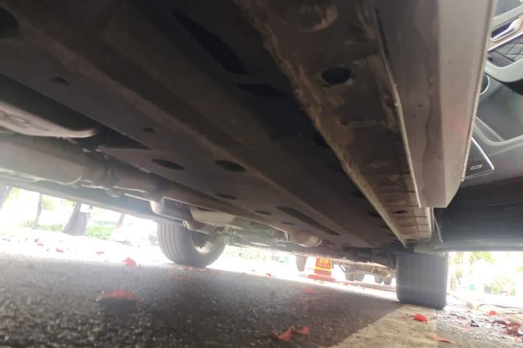 Used Hongqi HS7 2021 3.0T Automatic All-Wheel Drive Smart Connect Flagship Edition Chassis Rear Right