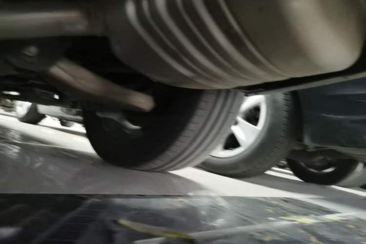 Used Hongqi HS7 2021 2.0T DCT Two-Wheel Drive Smart Connect Flagship Edition Chassis Rear Right