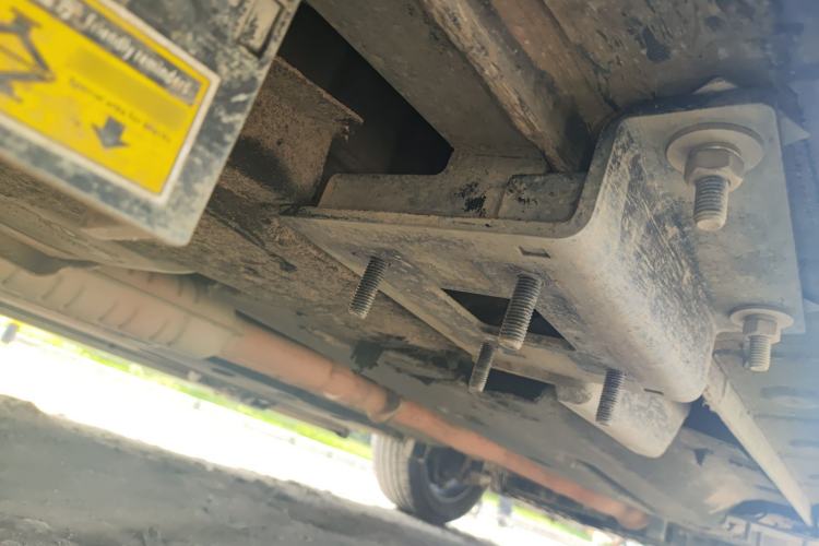 Used Hongqi HS7 2021 2.0T DCT Two-Wheel Drive Smart Connect Flagship Edition Chassis Rear Right
