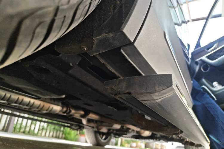 Used Hongqi HS7 2021 3.0T Automatic All-Wheel Drive Smart Connect Flagship Edition Chassis Rear Right