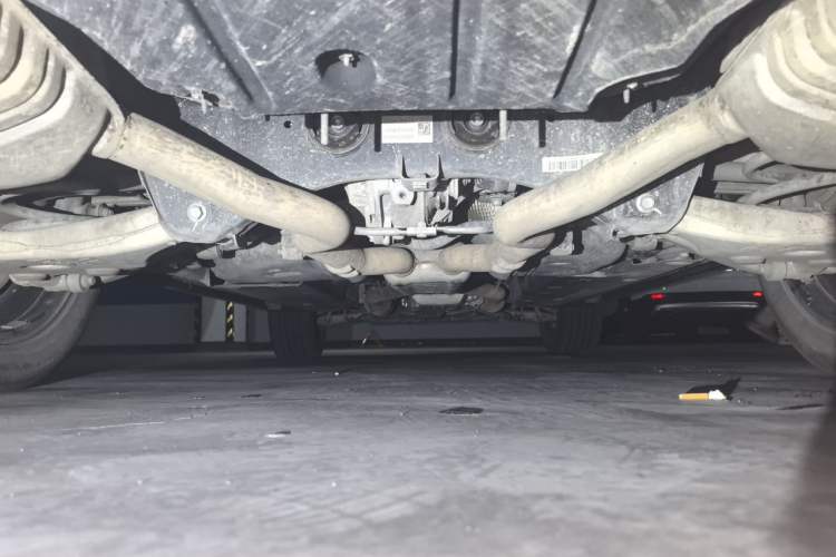 Used Hongqi HS7 2021 3.0T Automatic All-Wheel Drive Smart Connect Flagship Edition Chassis Rear