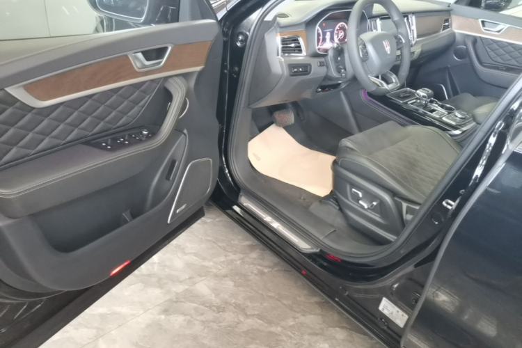 Used Hongqi HS7 2021 2.0T DCT Two-Wheel Drive Smart Connect Flagship Edition Driver Seat