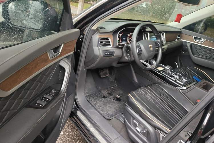 Used Hongqi HS7 2021 2.0T DCT Two-Wheel Drive Smart Connect Flagship Edition Driver Seat