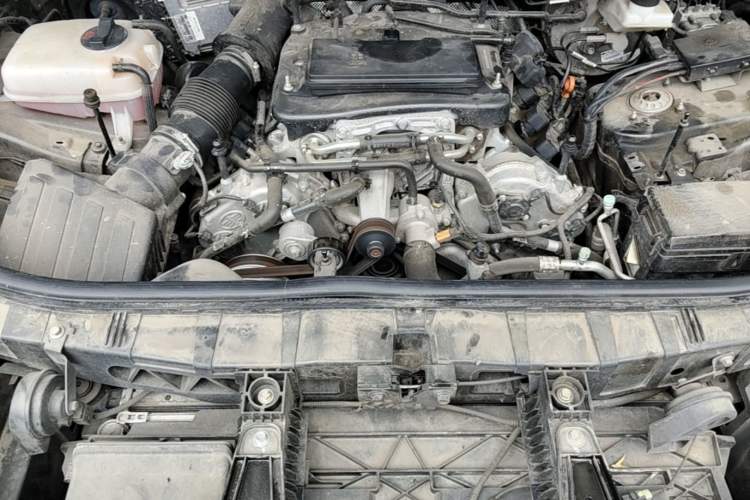 Used Hongqi HS7 2021 3.0T Automatic All-Wheel Drive Smart Connect Flagship Edition Engine Bay