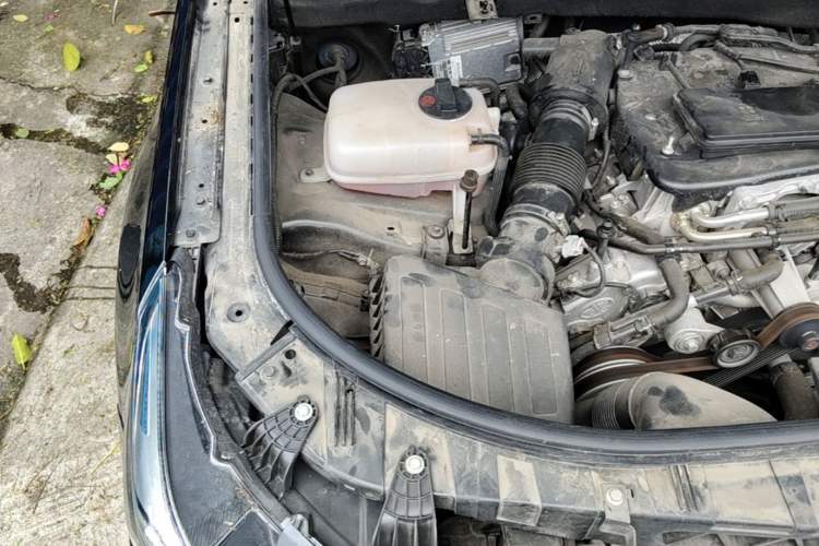 Used Hongqi HS7 2021 3.0T Automatic All-Wheel Drive Smart Connect Flagship Edition Engine Bay Right