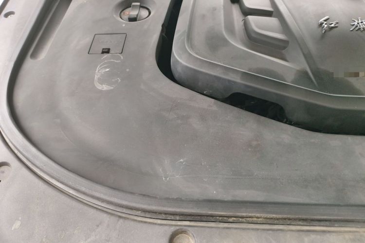 Used Hongqi HS7 2021 2.0T DCT Two-Wheel Drive Smart Connect Flagship Edition Engine Bay Right