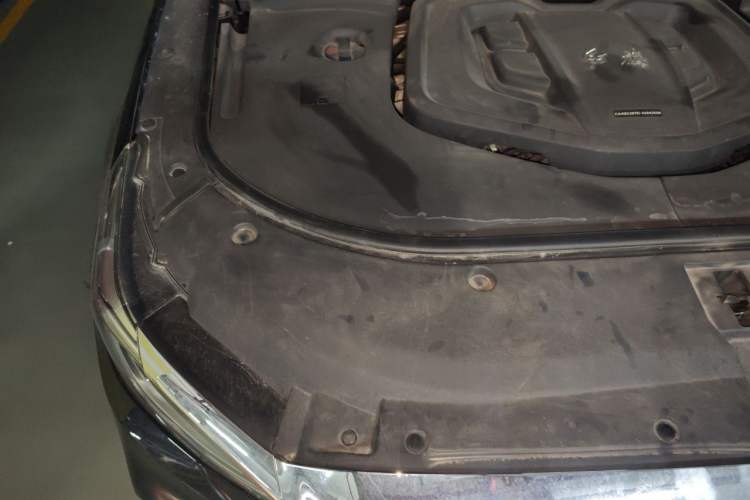 Used Hongqi HS7 2021 2.0T DCT Two-Wheel Drive Smart Connect Flagship Edition Engine Bay Right