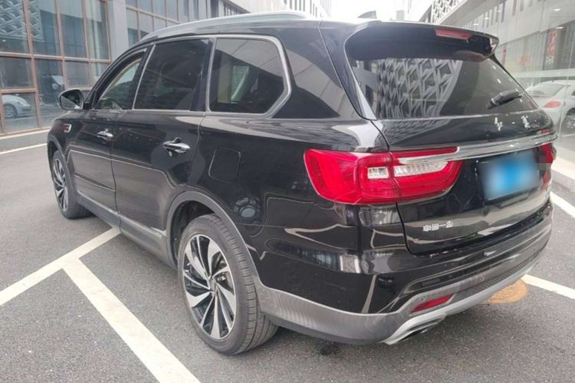 Used Hongqi HS7 2021 2.0T DCT Two-Wheel Drive Smart Connect Flagship Edition Exterior 2