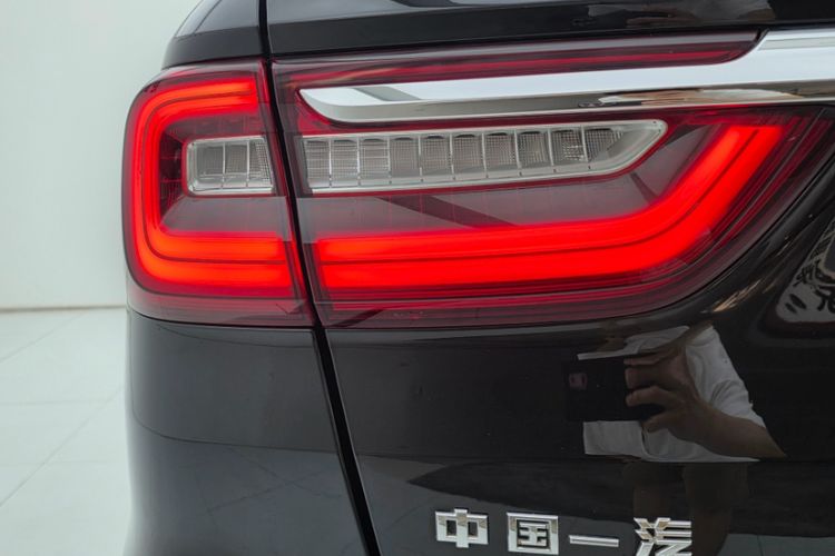 Used Hongqi HS7 2021 2.0T DCT Two-Wheel Drive Smart Connect Flagship Edition Exterior 5