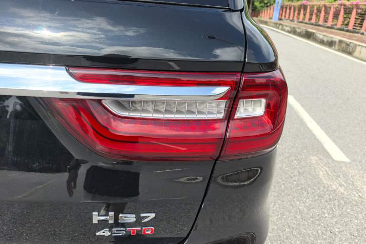 Used Hongqi HS7 2021 2.0T DCT Two-Wheel Drive Smart Connect Flagship Edition Exterior 8