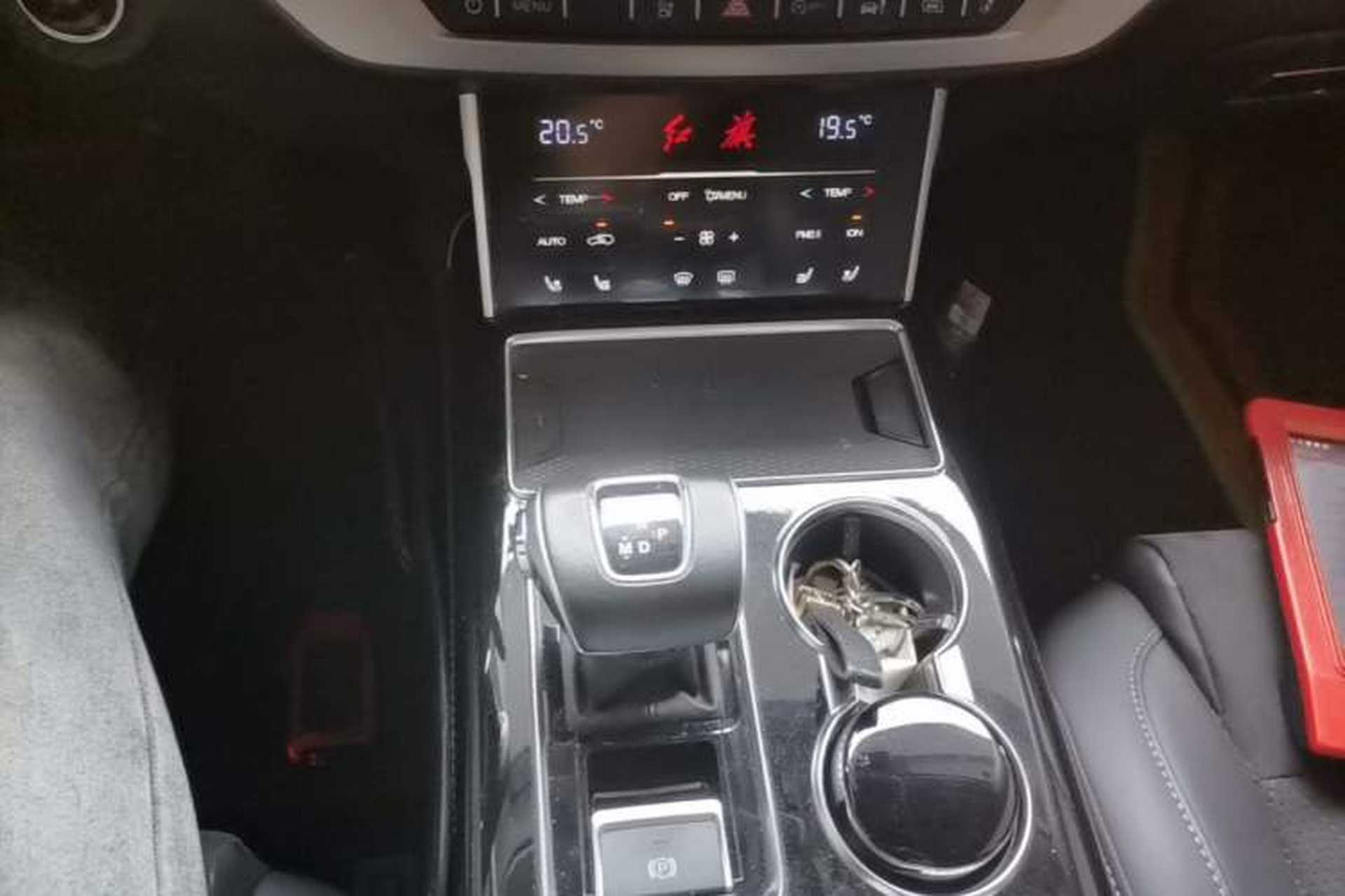 Used Hongqi HS7 2021 2.0T DCT Two-Wheel Drive Smart Connect Flagship Edition Gear Lever