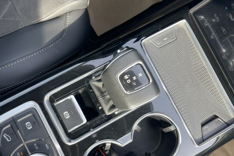 Used Hongqi HS7 2021 3.0T Automatic All-Wheel Drive Smart Connect Flagship Edition Gear Lever