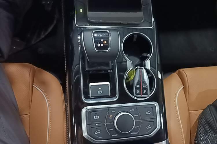 Used Hongqi HS7 2021 3.0T Automatic All-Wheel Drive Smart Connect Flagship Edition Gear Lever