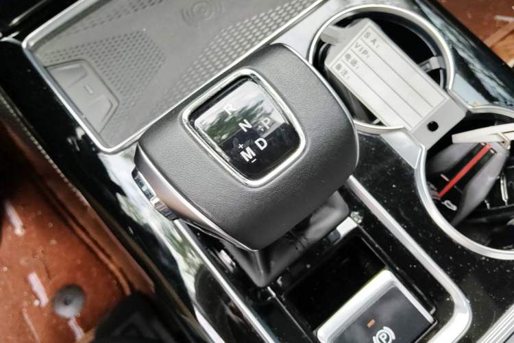 Used Hongqi HS7 2021 3.0T Automatic All-Wheel Drive Smart Connect Flagship Edition Gear Lever