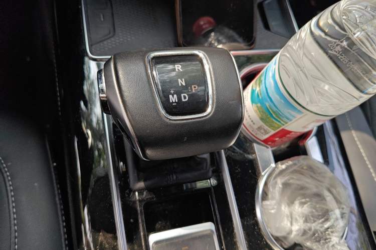 Used Hongqi HS7 2021 3.0T Automatic All-Wheel Drive ZhiLian Flagship Edition Gear Lever