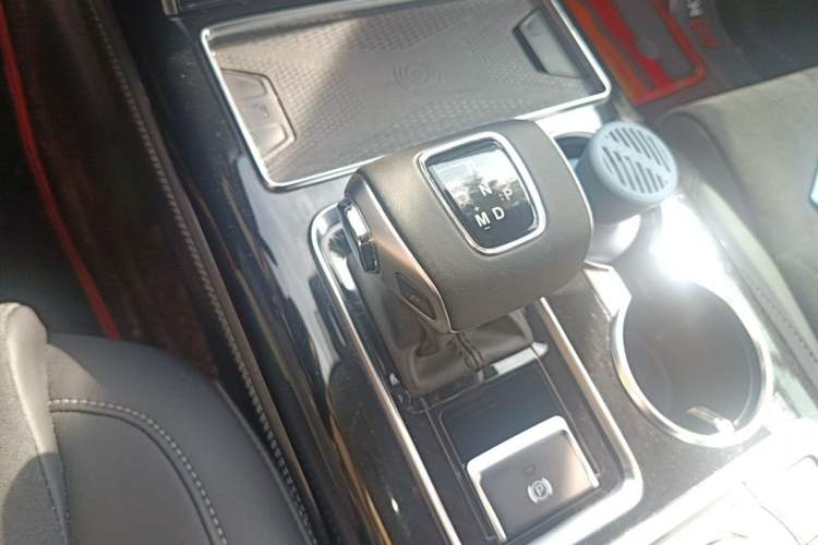 Used Hongqi HS7 2021 2.0T DCT Two-Wheel Drive Smart Connect Flagship Edition Gear Lever