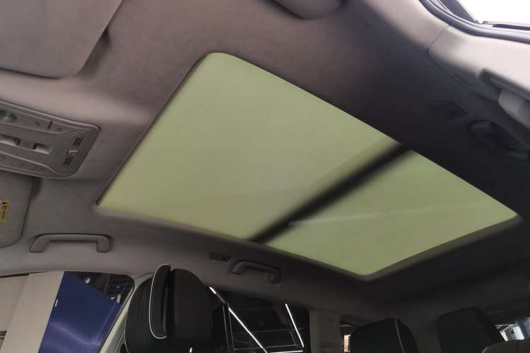 Used Hongqi HS7 2021 3.0T Automatic All-Wheel Drive Smart Connect Flagship Edition Headliner
