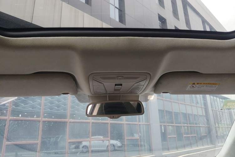 Used Hongqi HS7 2021 2.0T DCT Two-Wheel Drive Smart Connect Flagship Edition Headliner
