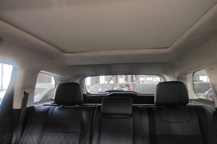 Used Hongqi HS7 2021 3.0T Automatic All-Wheel Drive Smart Connect Flagship Edition Headliner