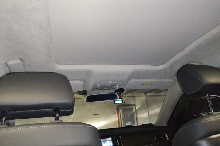 Used Hongqi HS7 2021 3.0T Automatic All-Wheel Drive Smart Connect Flagship Edition Headliner
