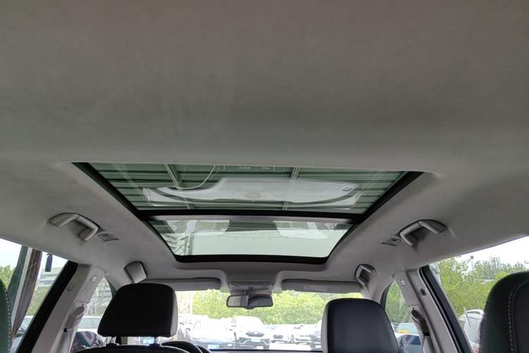 Used Hongqi HS7 2021 2.0T DCT Two-Wheel Drive Smart Connect Flagship Edition Headliner