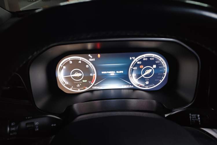 Used Hongqi HS7 2021 2.0T DCT Two-Wheel Drive Smart Connect Flagship Edition Instrument Cluster