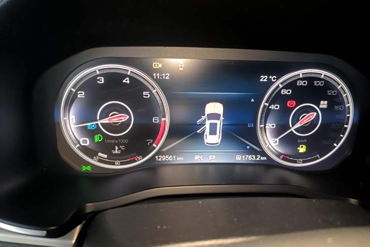 Used Hongqi HS7 2021 3.0T Automatic All-Wheel Drive Smart Connect Flagship Edition Instrument Cluster