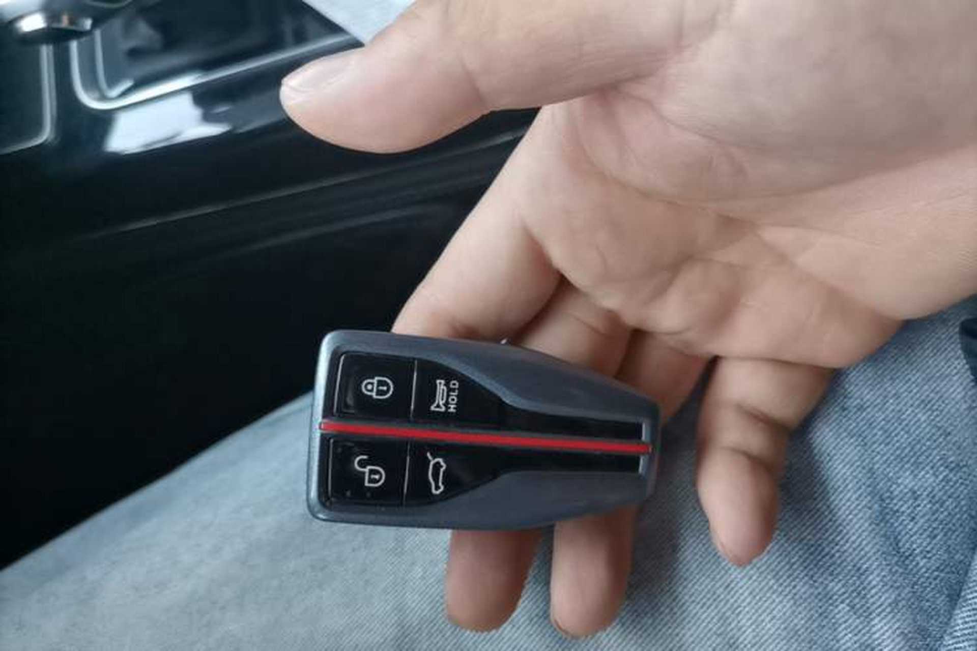 Used Hongqi HS7 2021 2.0T DCT Two-Wheel Drive Smart Connect Flagship Edition Interior 1