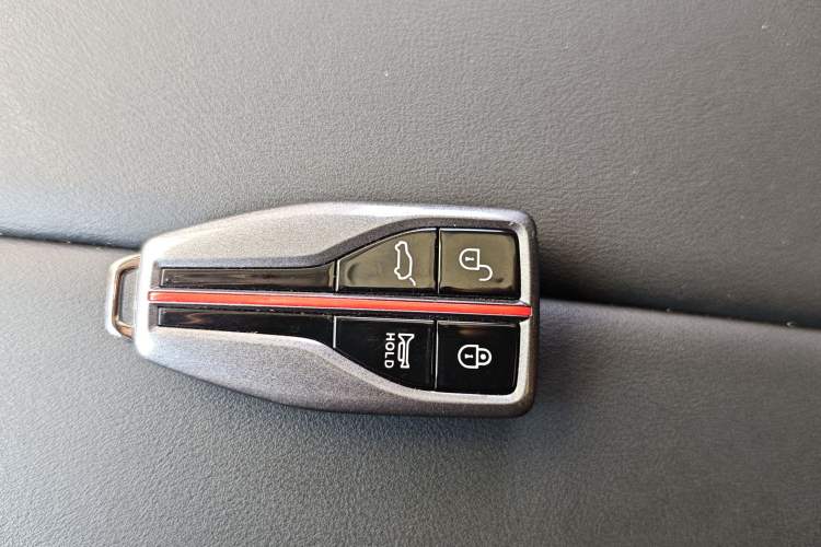 Used Hongqi HS7 2021 2.0T DCT Two-Wheel Drive Smart Connect Flagship Edition Interior 1