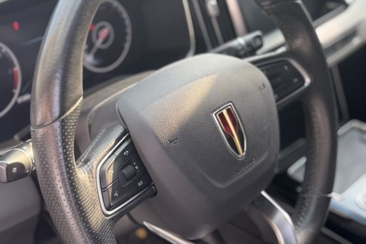 Used Hongqi HS7 2021 2.0T DCT Two-Wheel Drive Smart Connect Flagship Edition Interior 1