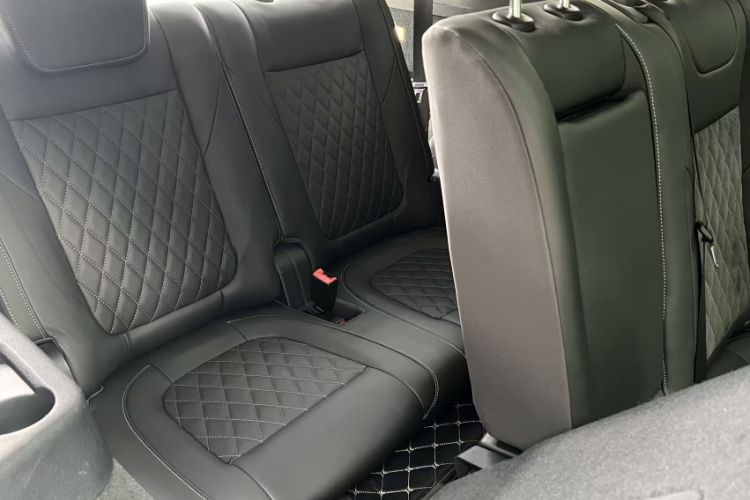 Used Hongqi HS7 2021 2.0T DCT Two-Wheel Drive Smart Connect Flagship Edition Interior 12