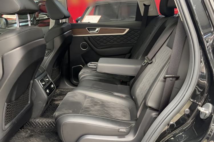 Used Hongqi HS7 2021 3.0T Automatic All-Wheel Drive ZhiLian Flagship Edition Interior 2
