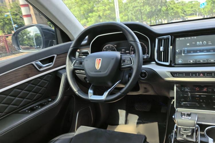 Used Hongqi HS7 2021 2.0T DCT Two-Wheel Drive Smart Connect Flagship Edition Interior 4