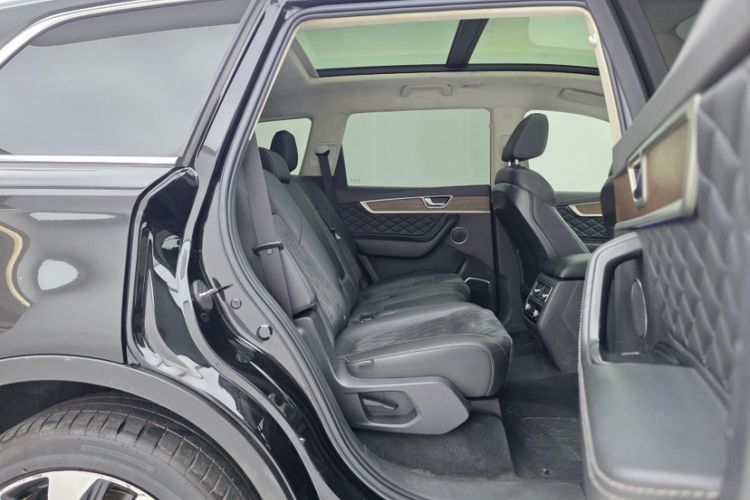 Used Hongqi HS7 2021 2.0T DCT Two-Wheel Drive Smart Connect Flagship Edition Interior 6