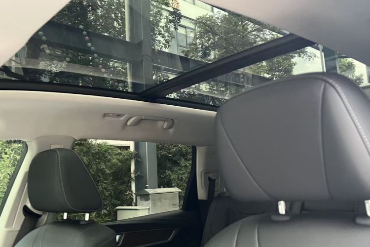 Used Hongqi HS7 2021 2.0T DCT Two-Wheel Drive Smart Connect Flagship Edition Interior 8