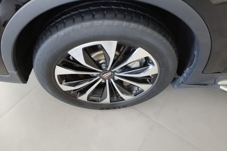 Used Hongqi HS7 2021 2.0T DCT Two-Wheel Drive Smart Connect Flagship Edition Left Front Wheel Hub
